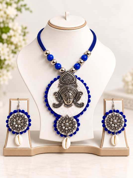 GARIMAS royal blue tribal necklace set with silver-tone pendant and matching earrings