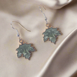 Silver plated pearl studded Earring | Garimas